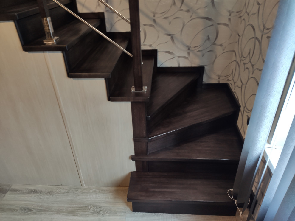 Обшивка металлического каркаса дубом, Графское