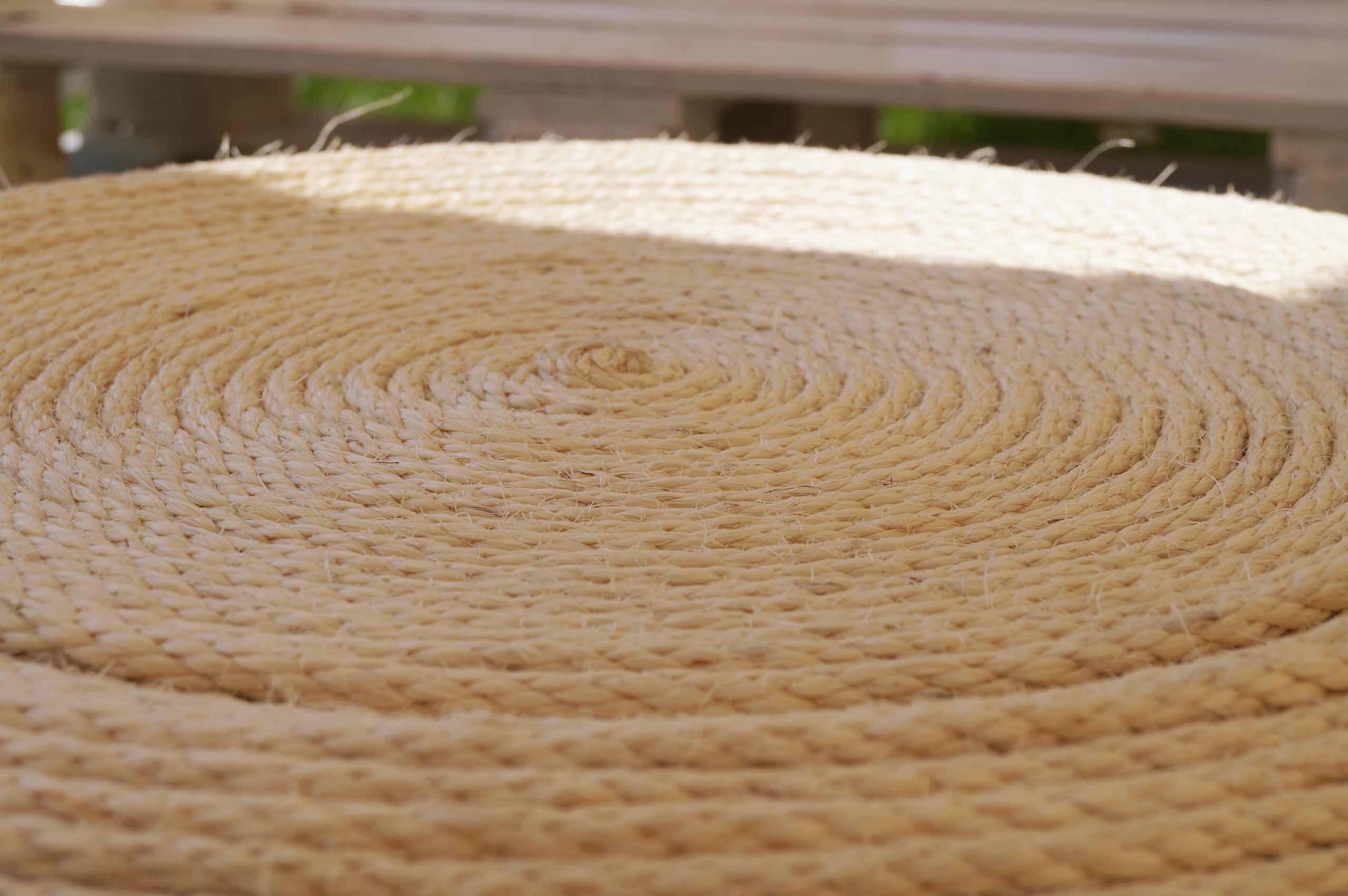 Своими руками: Что можно сделать из старых покрышек