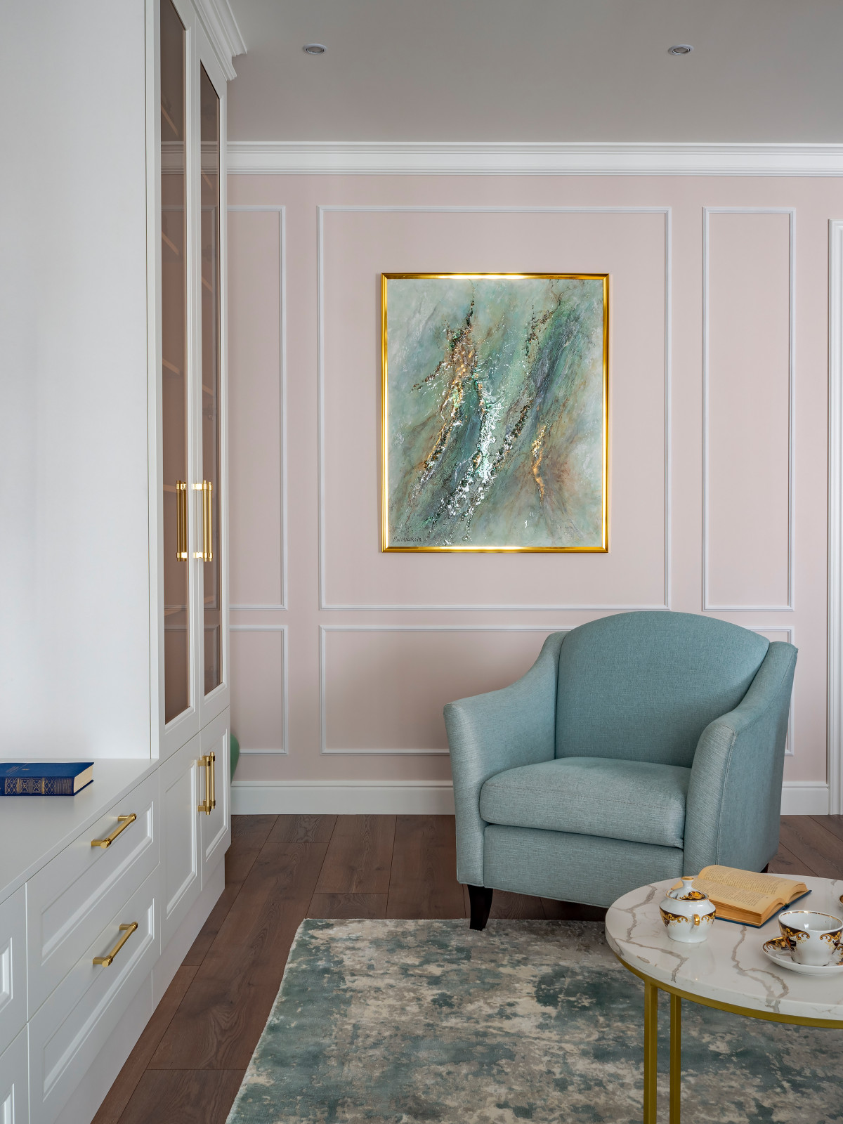 Уютная неоклассика в ЖК «Симфония Нижнего»