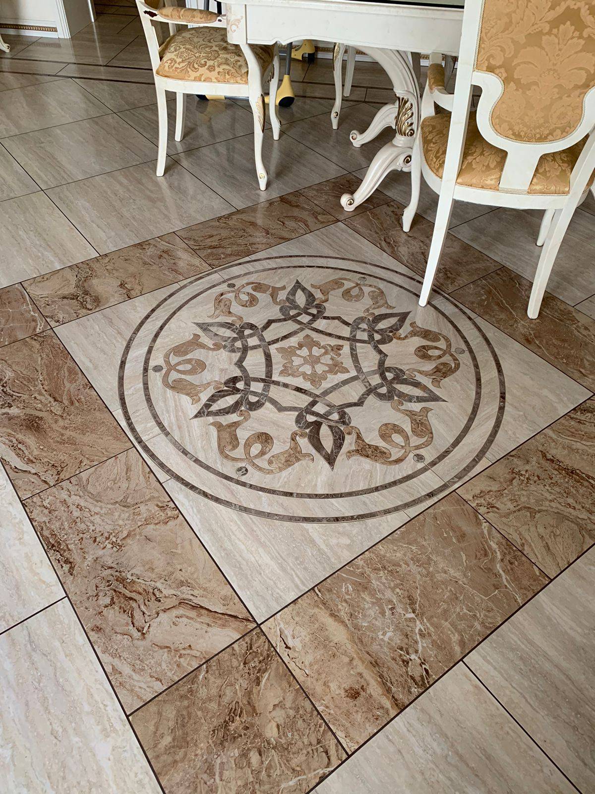 Обложка проекта: Двухуровневая квартира в Махачкале