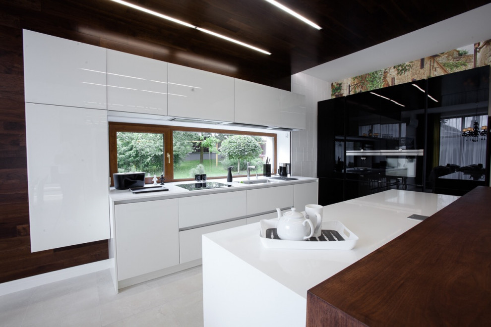 Черное и Белое