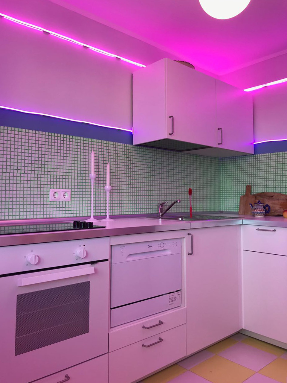 Неоновая кухня