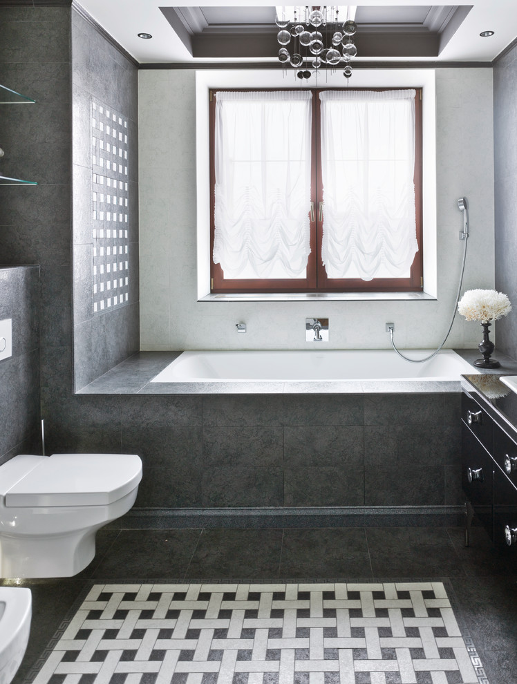 the mansion is 600m2