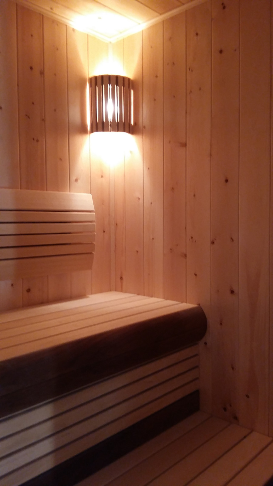 Обложка проекта: Отделка сауны гималайской солью