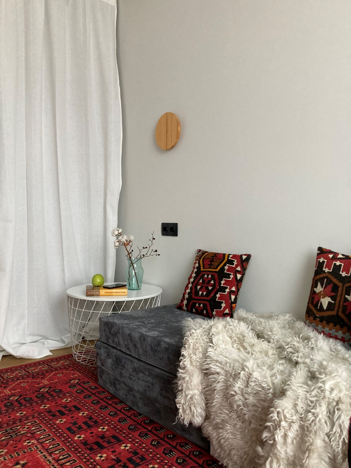 Квартира с восточными коврами в ЖК "Bauhaus"