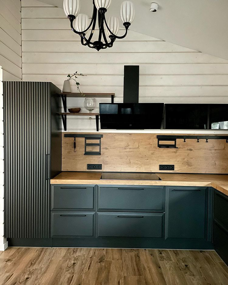 Гармоничное сочетание фасадов Latte и Prestige Deco