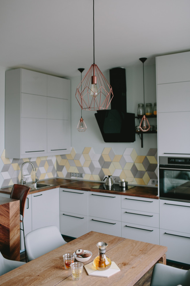 Квартира на Свердловской набережной