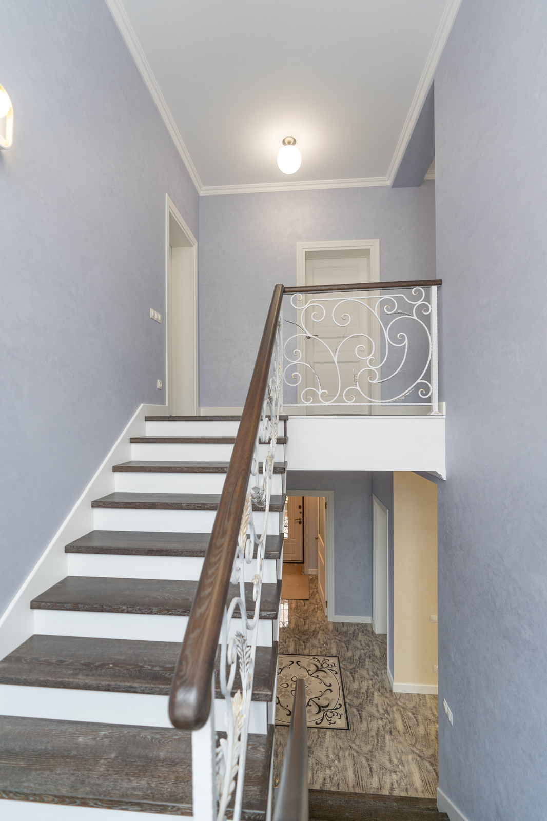 Ремонт и отделка коттеджа 200м2 в поселке Вешки