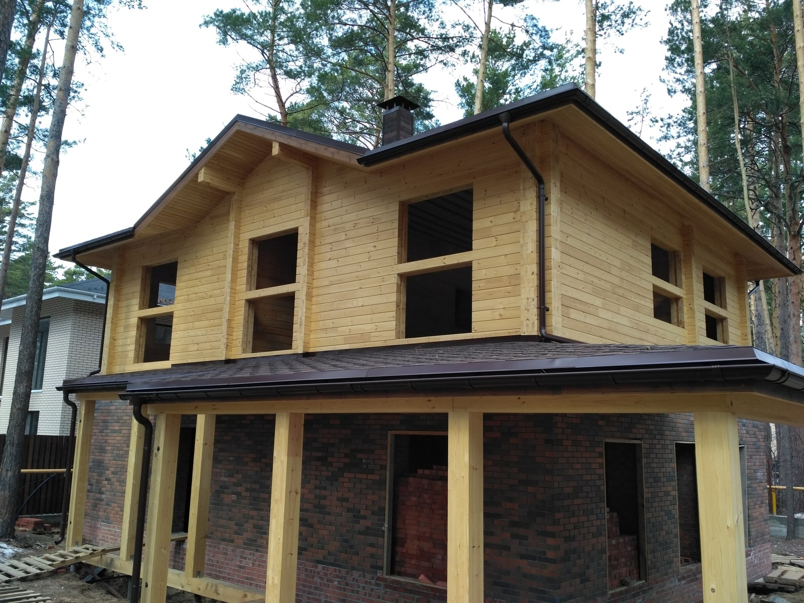 Обложка проекта: Гибкая черепица, частный дом