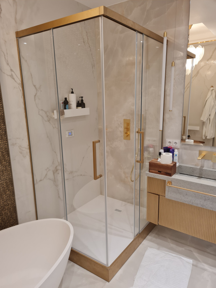 Обложка проекта: Душевые кабины