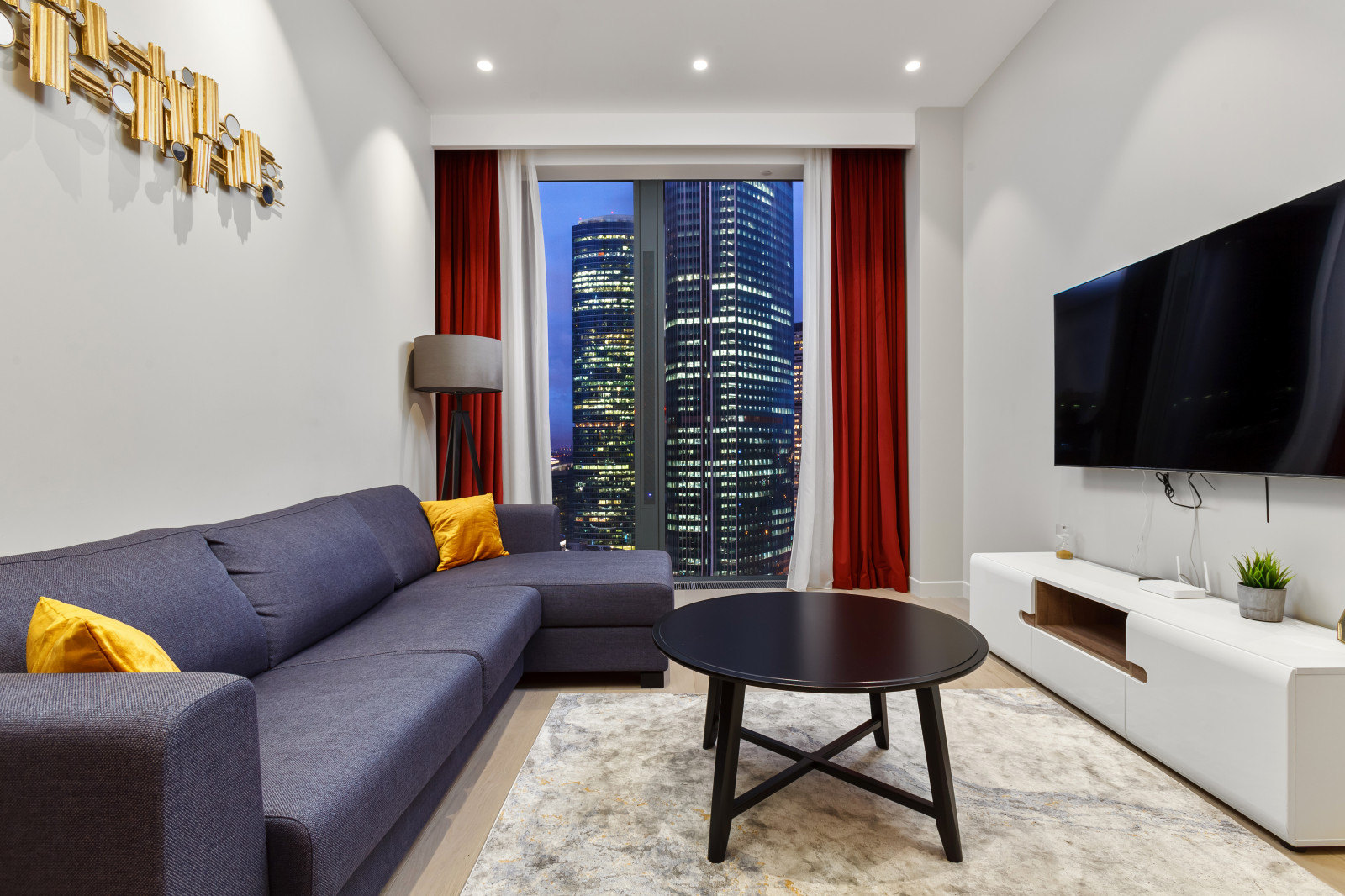 Апартаменты в Башне Нева