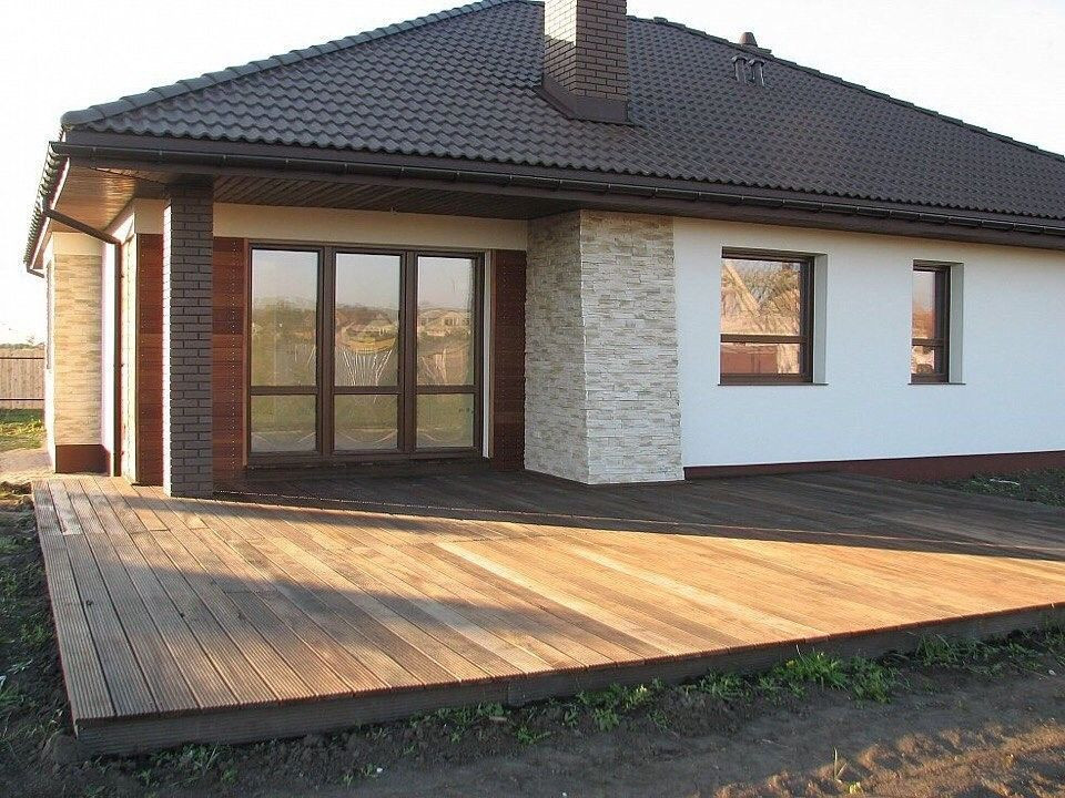 Одноэтажный дoм с гаражом, и возможностью обустройствa мансарды