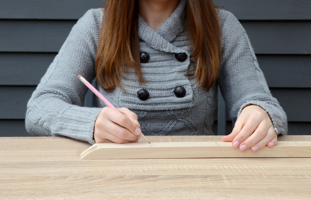 Своими руками: Настольная ёлка из подручных материалов