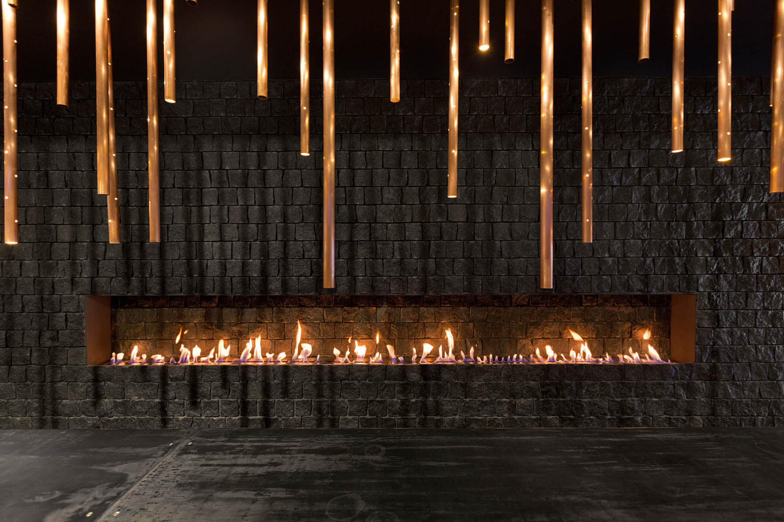 Обложка проекта: East West