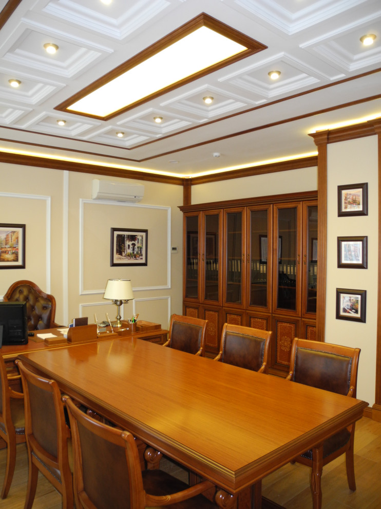 Кабинет в классическом стиле