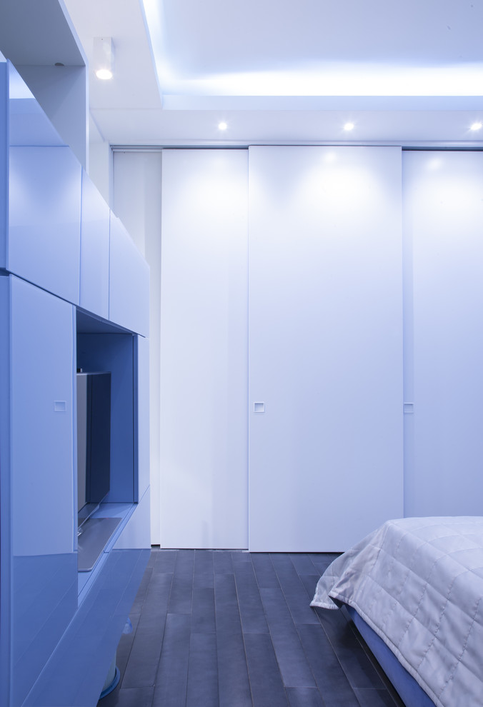 КВАРТИРА-СТУДИЯ 61,17 M2, В СТИЛЕ ПОП-АРТ НА САВВИНСКОЙ НАБ.