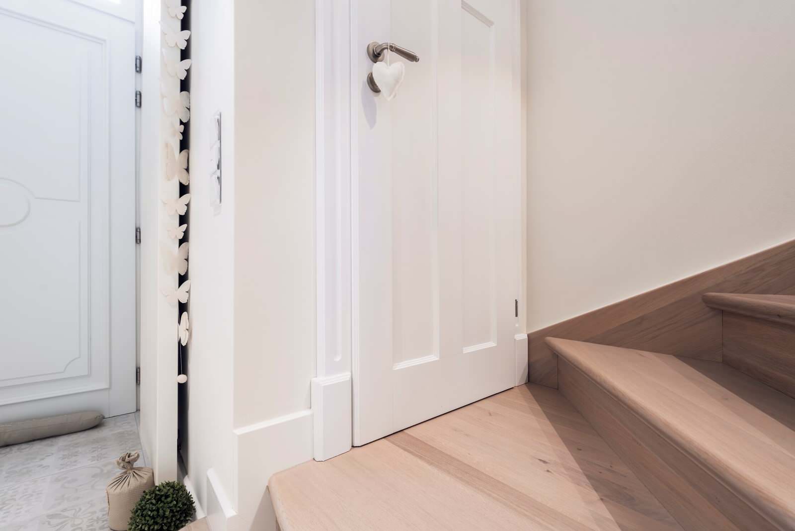 межкомнатные двери в белом цвете