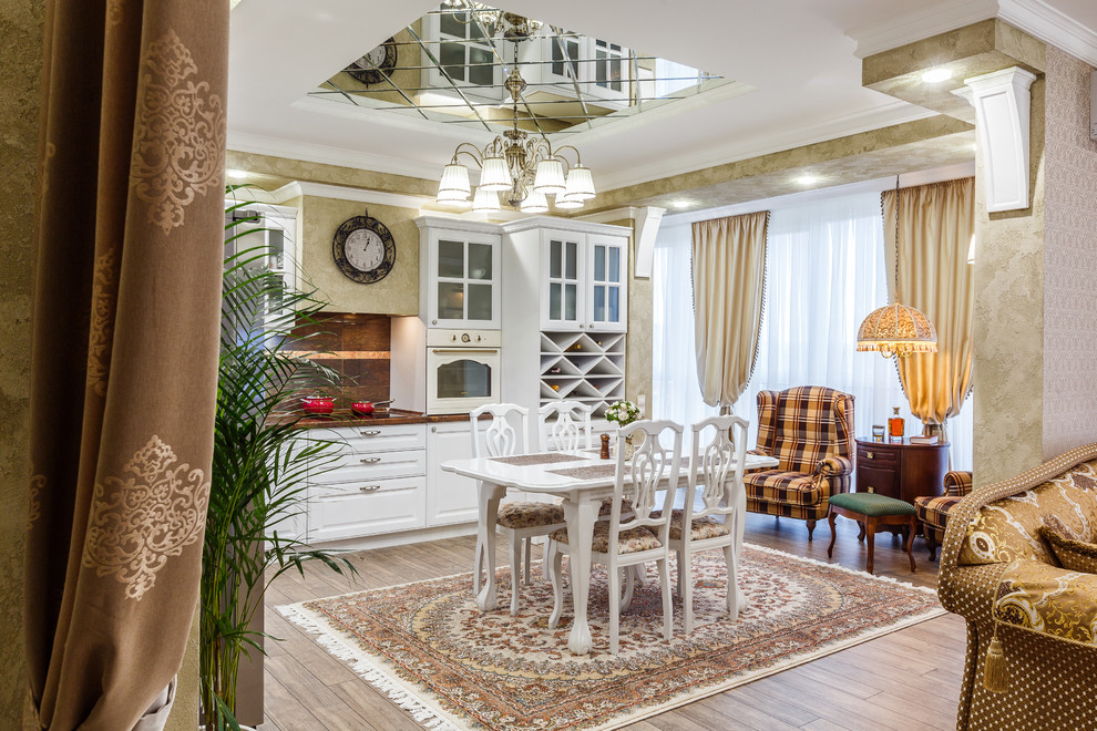 двух комнатная кв с нотками английского стиля. Фото