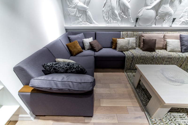 Квартирный вопрос. В греческом зале