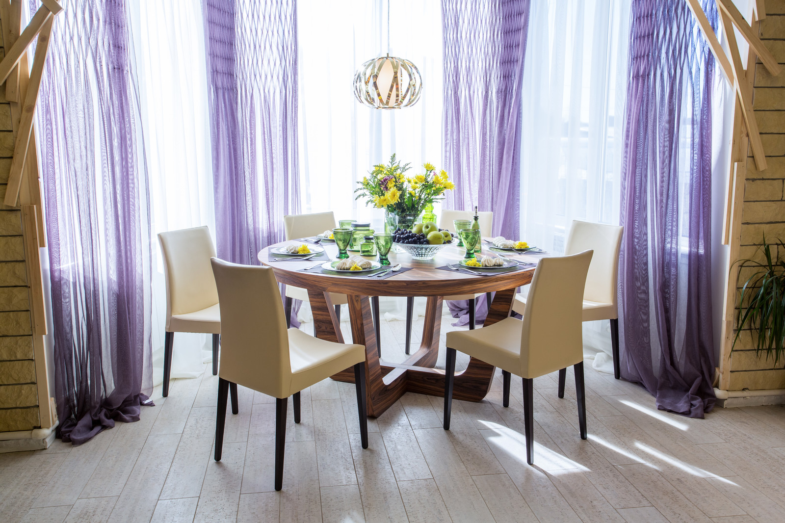 ЭКЗОТИЧЕСКАЯ ГОСТИНАЯ