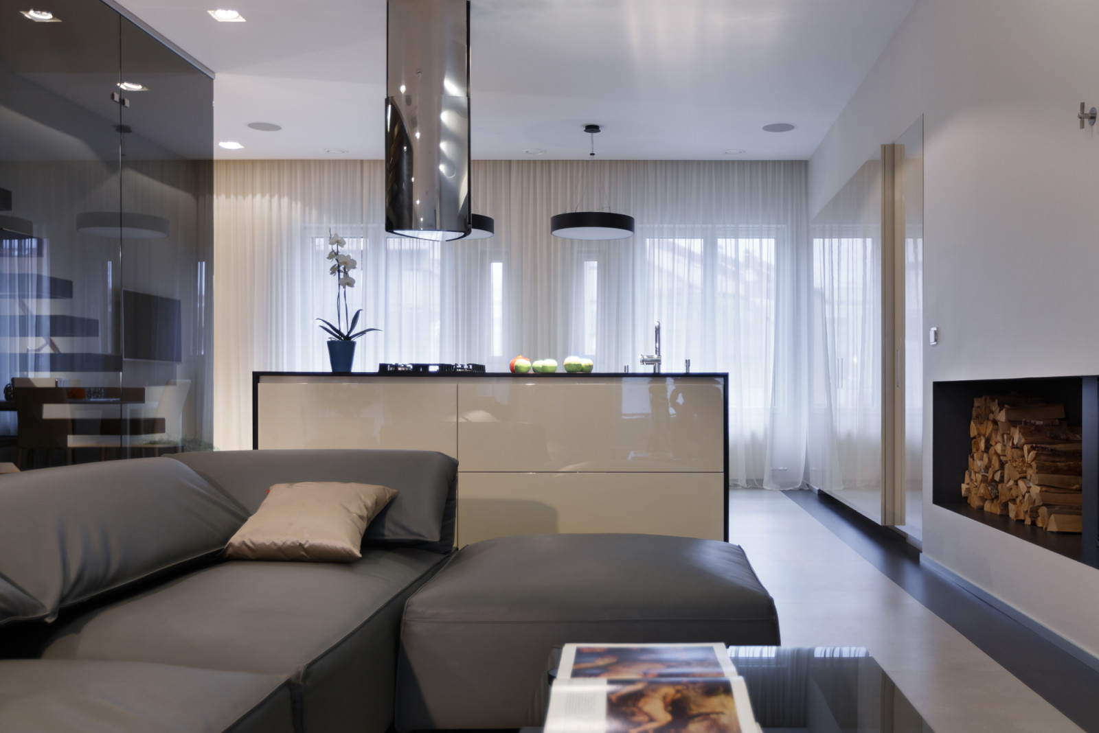 Реконструкция трехэтажного таунхауса в Санкт-Петербурге.