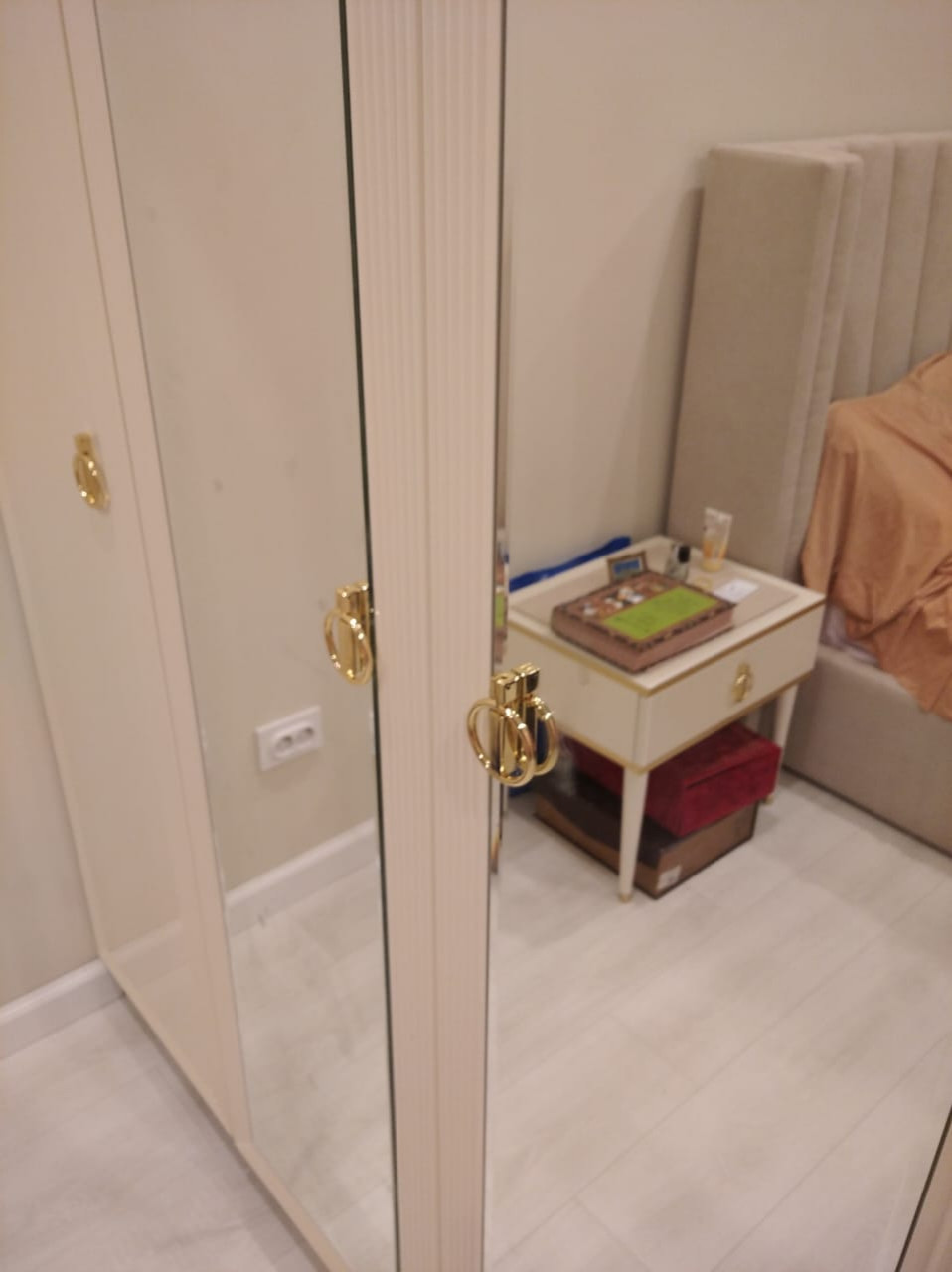 Заменим старые фасады на новые!