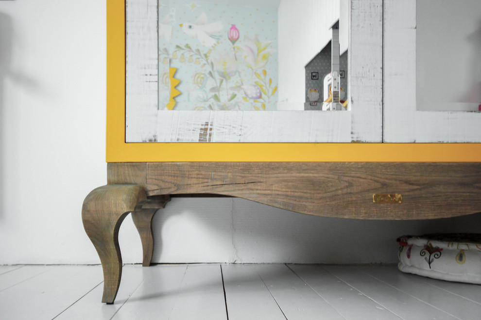 Шкаф для одежды NEW&OLD