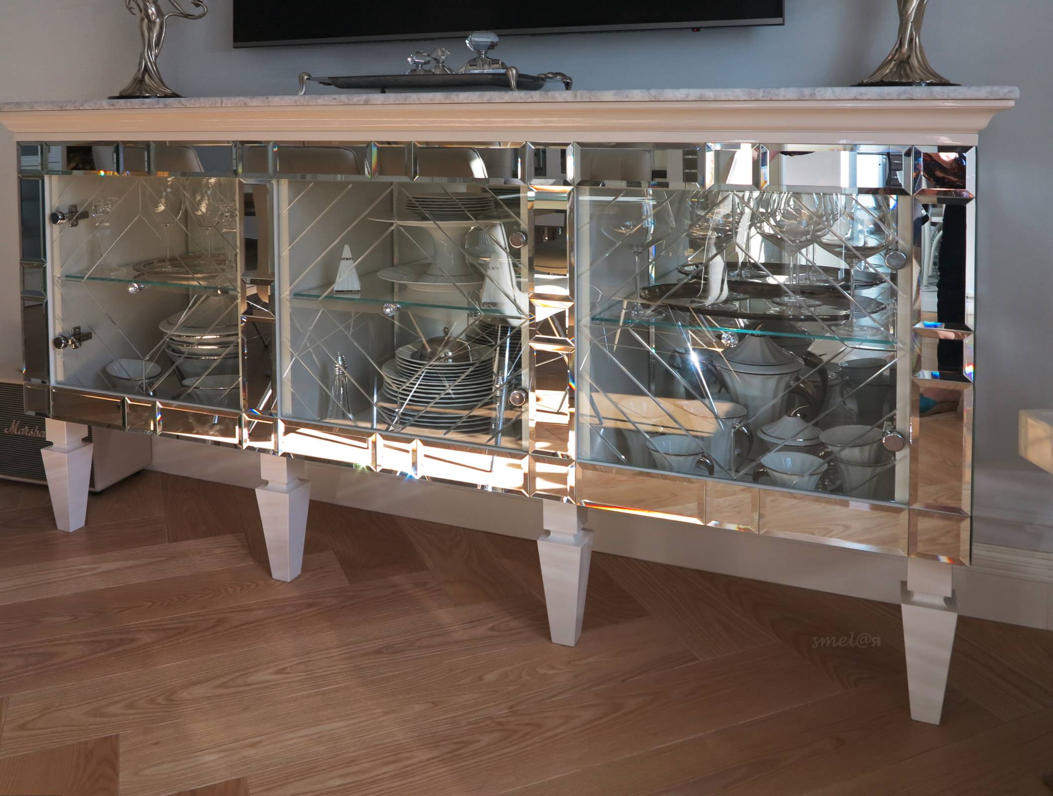 Зеркальная мебель для Евгении