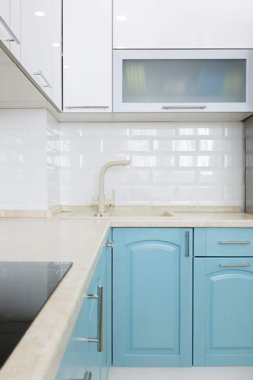 Бирюзовая квартира по улице Интернациональная