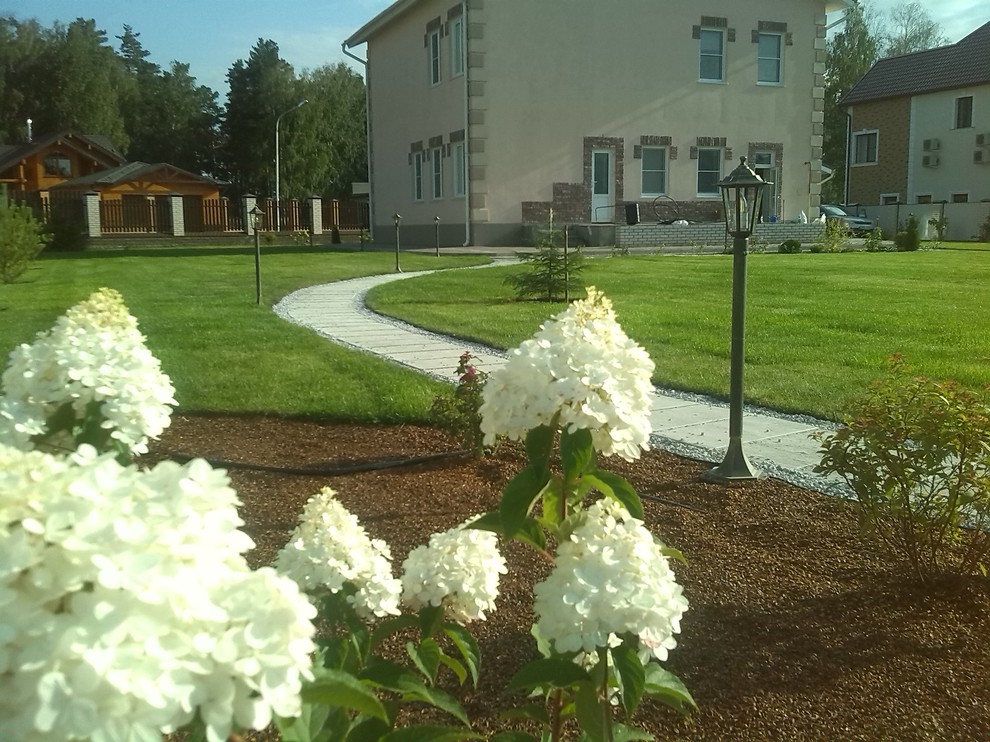 Участок до и после.