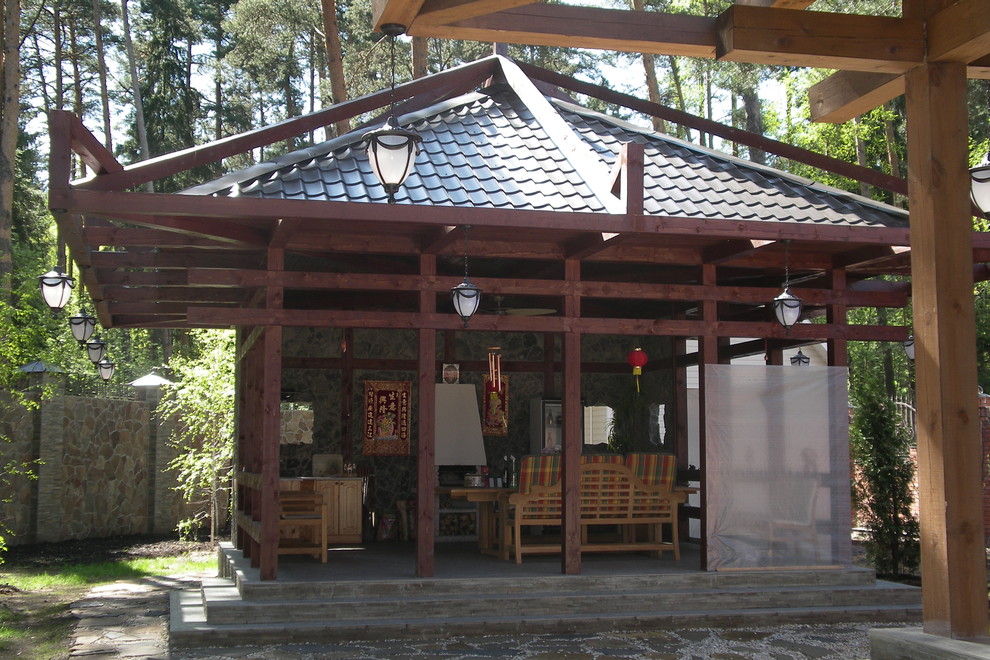 Камбоджийская деревня в Подмосковье.