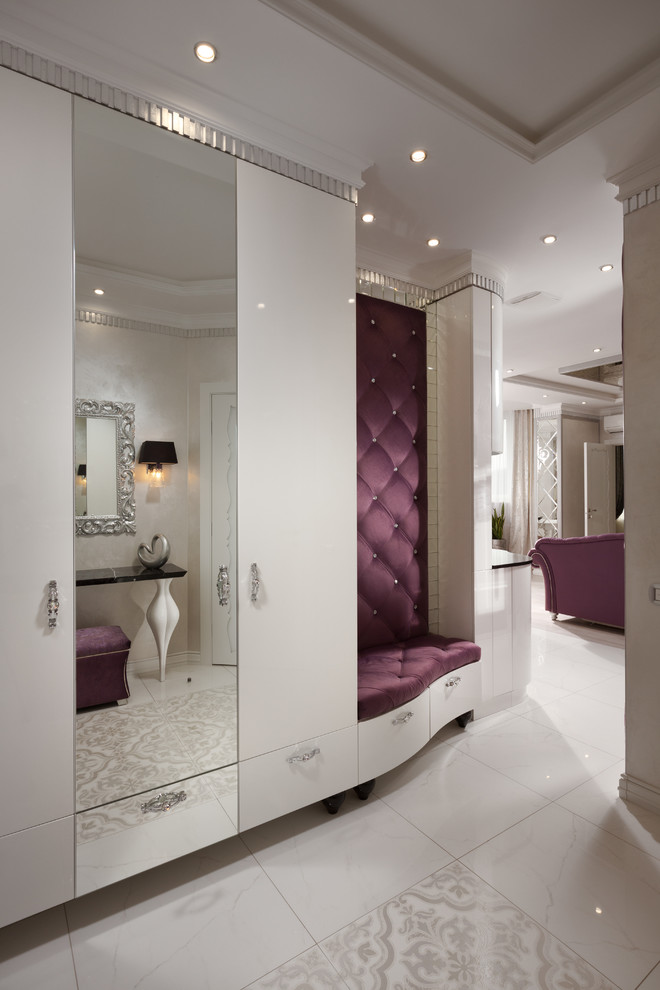 Светлые тона и зеркальные поверхности от Виктории Витковской