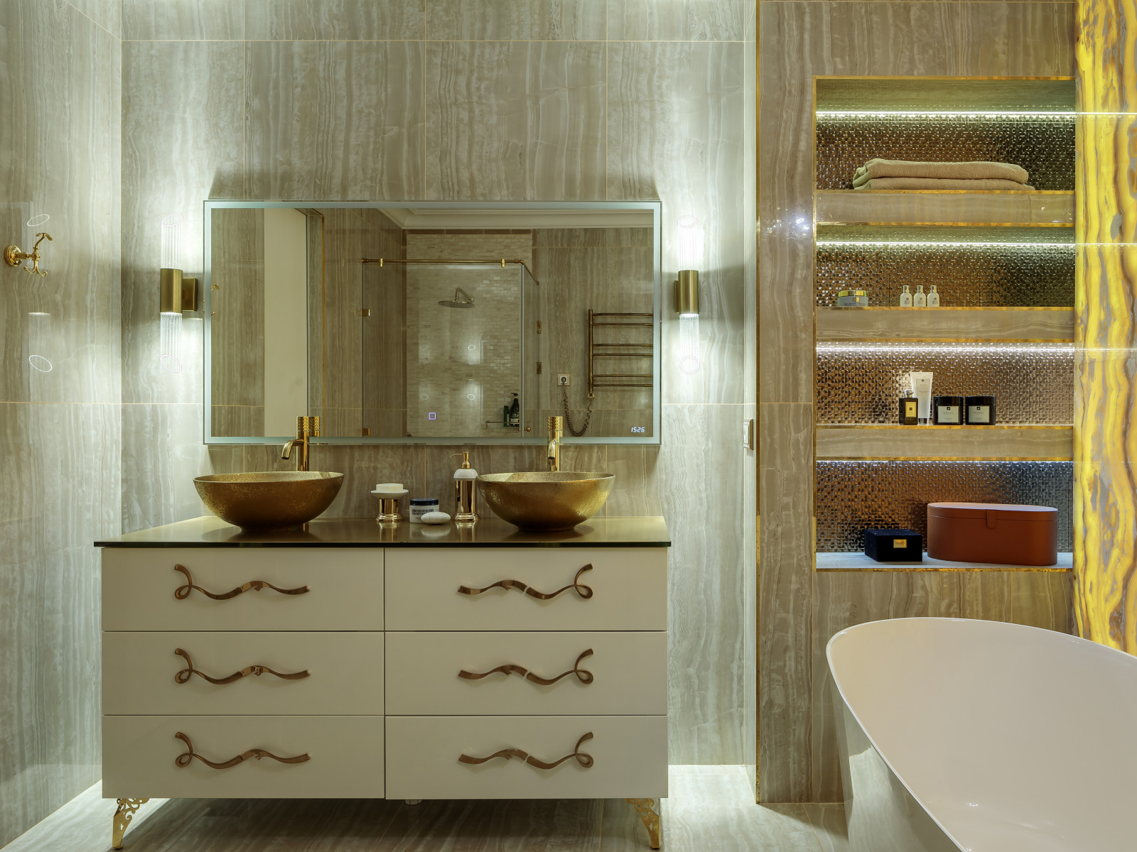 Art deco apartment 100m2