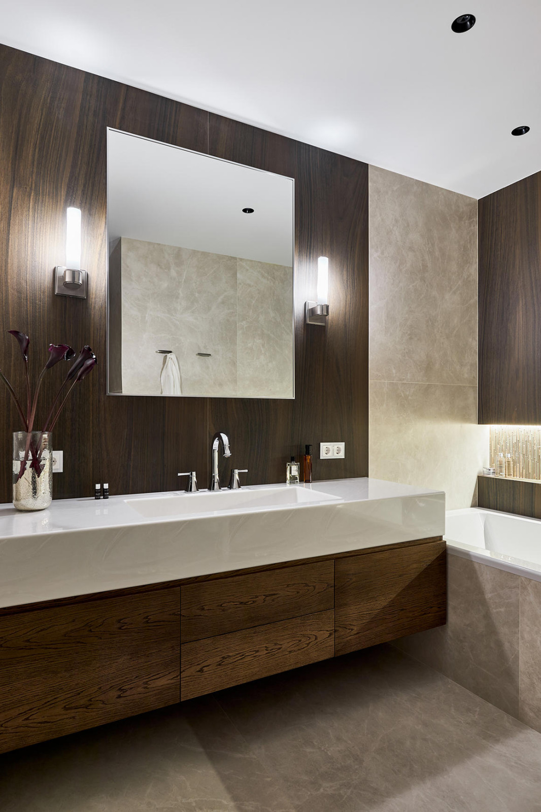 Объединение двух квартир 200 м2 в стиле неоклассика- ЖК Легенда Дальневосточного