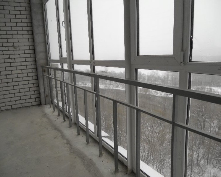 Студия с лестницей в небо