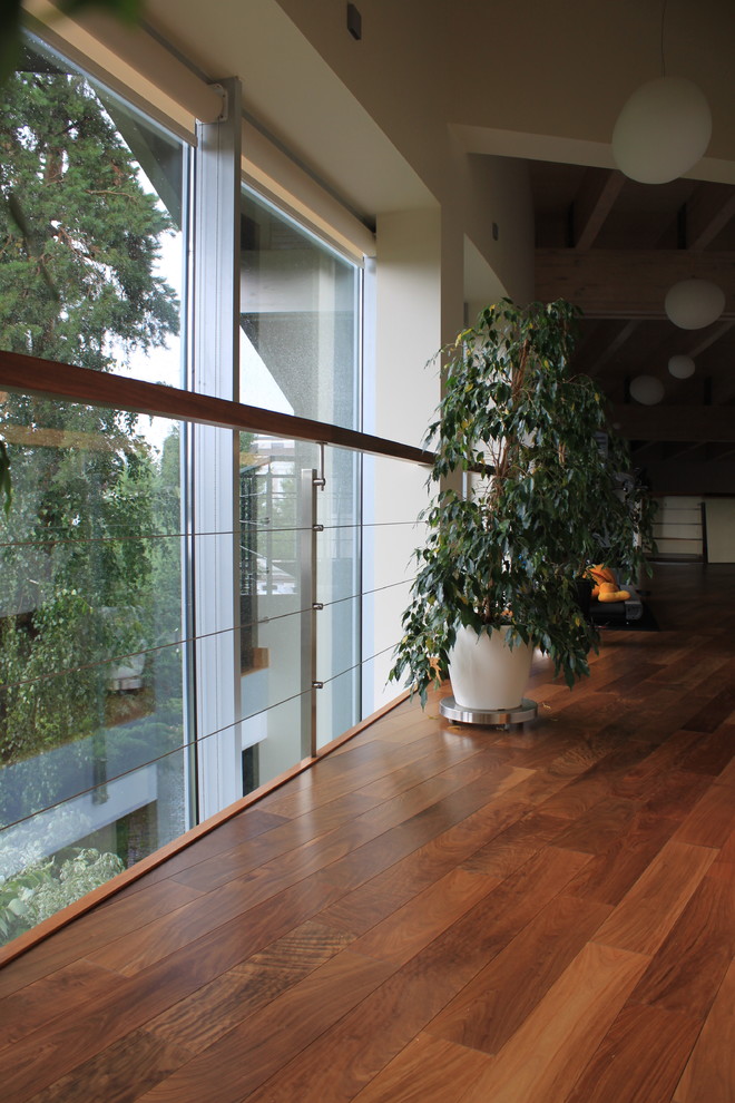 Обложка проекта: Троссовые ограждения для лестниц