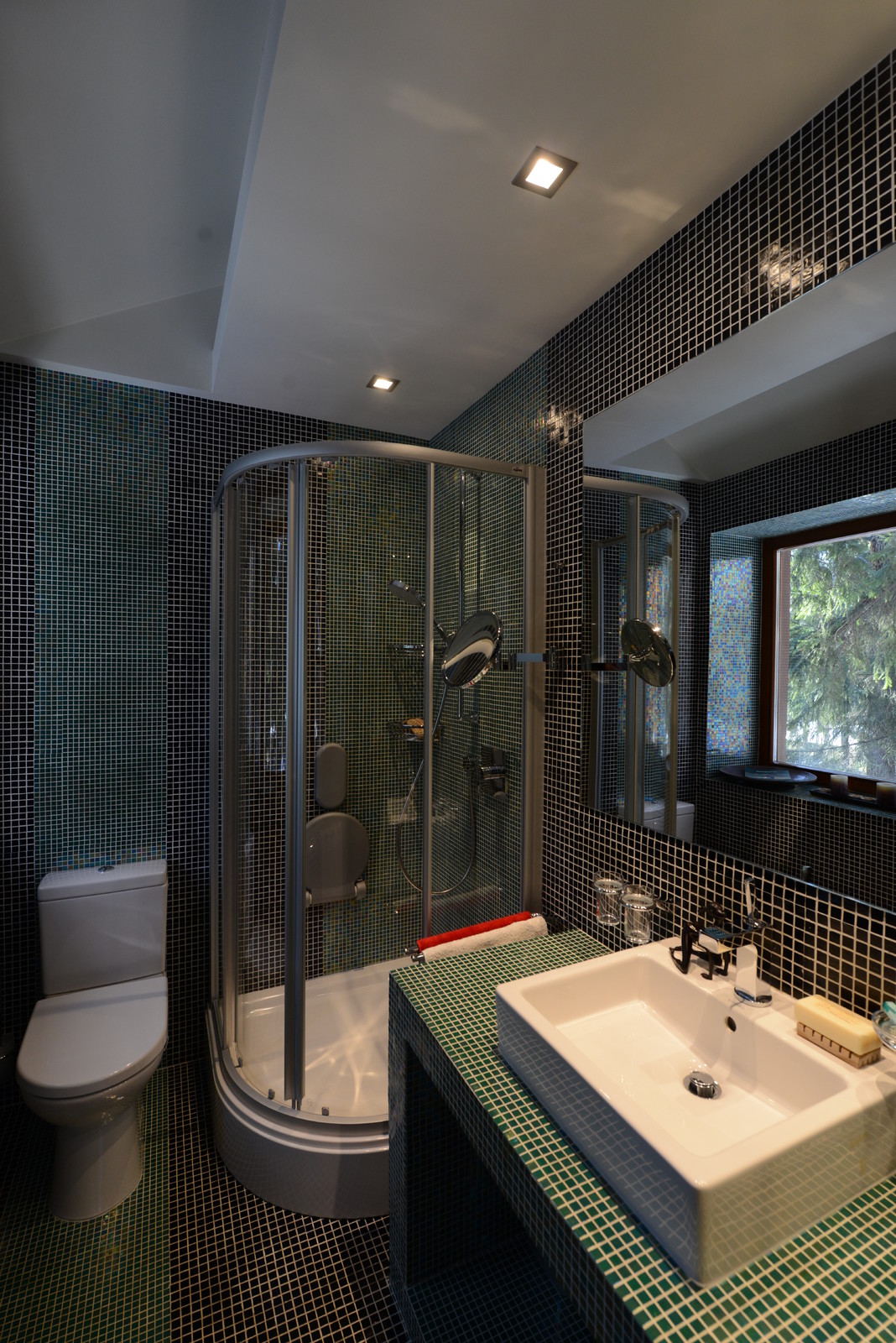 Дом Медь и Дерево