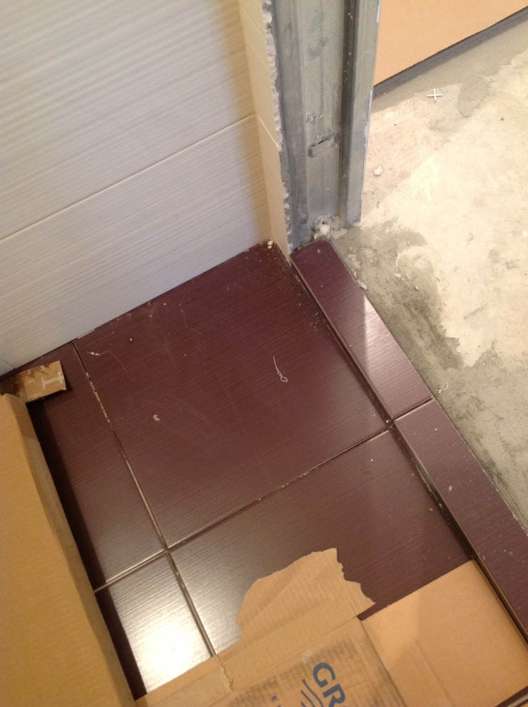 м. Молодежная