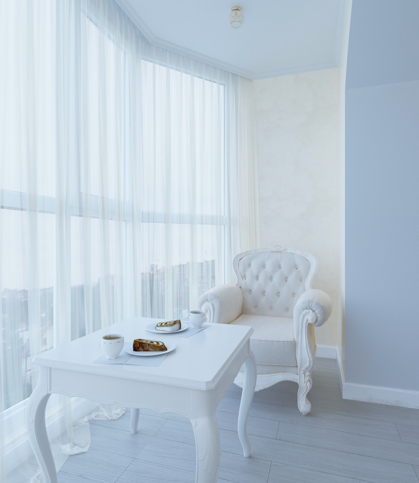 Светлая спальня для супружеской пары