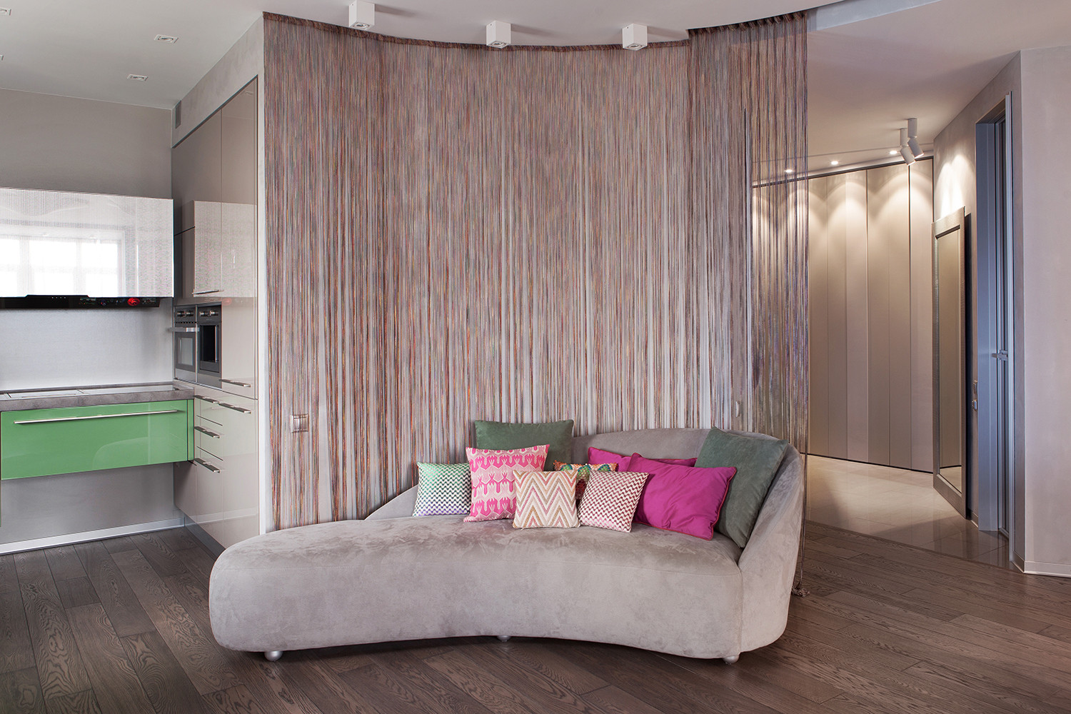 Студия для студентки