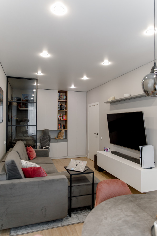 Реализация двухкомнатной квартиры в ЖК Русский Авангард