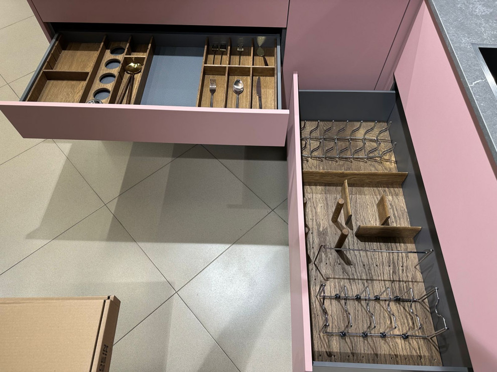 Кухонное наполнение для салона "Кухни ДРИАДА"