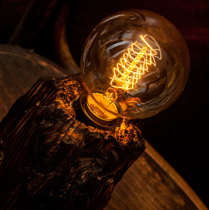 Портрет: WOOD WORKS – 8 мастерских, которые работают с деревом