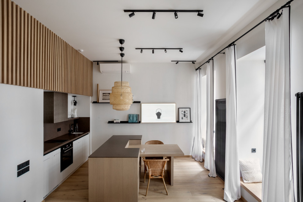 Обложка проекта: Studio with mezzanine for The Village Magazine