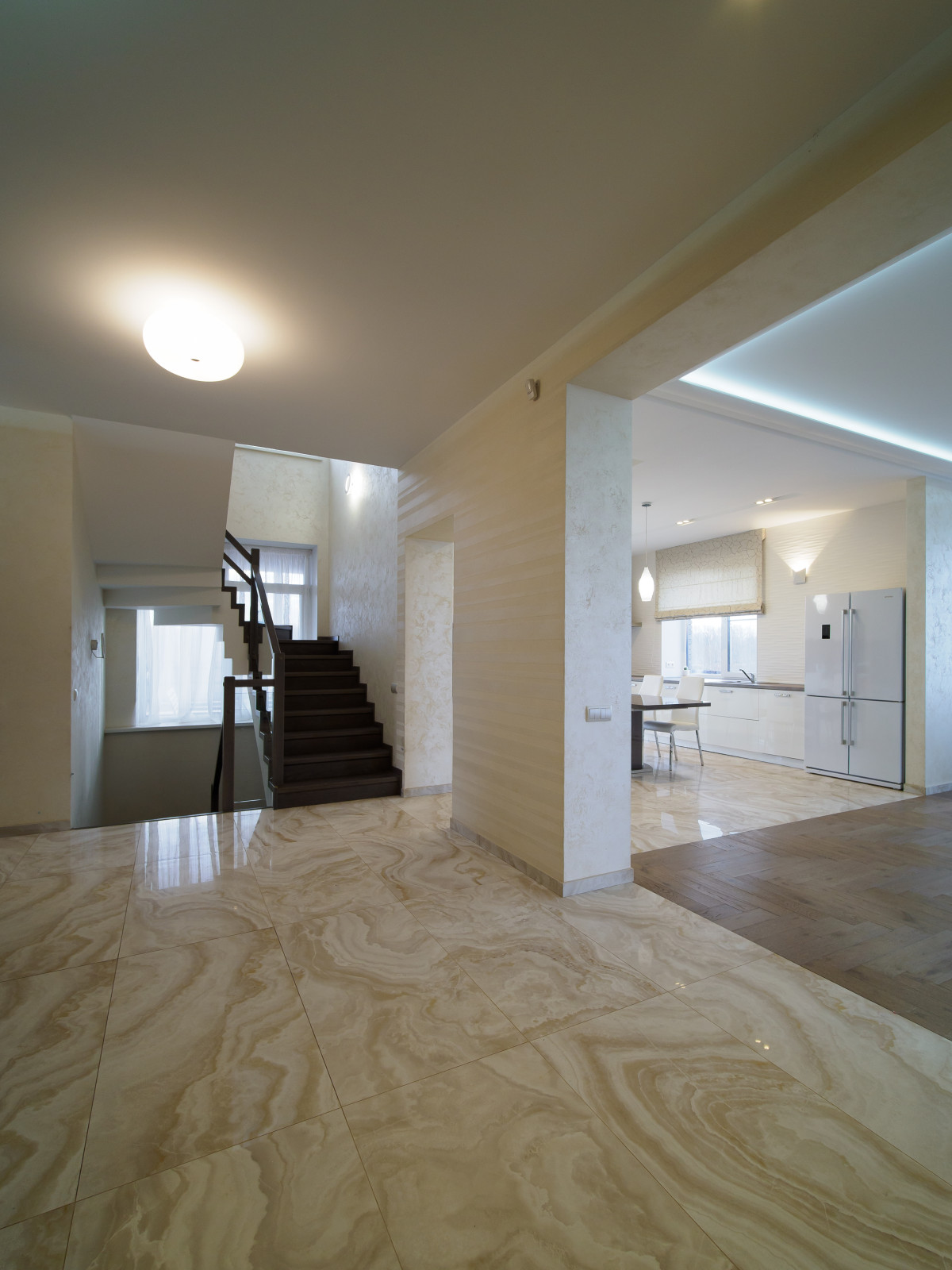 Обложка проекта: коттедж в черте города