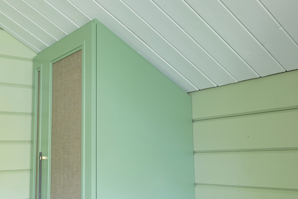 Встроенный шкаф из МДФ