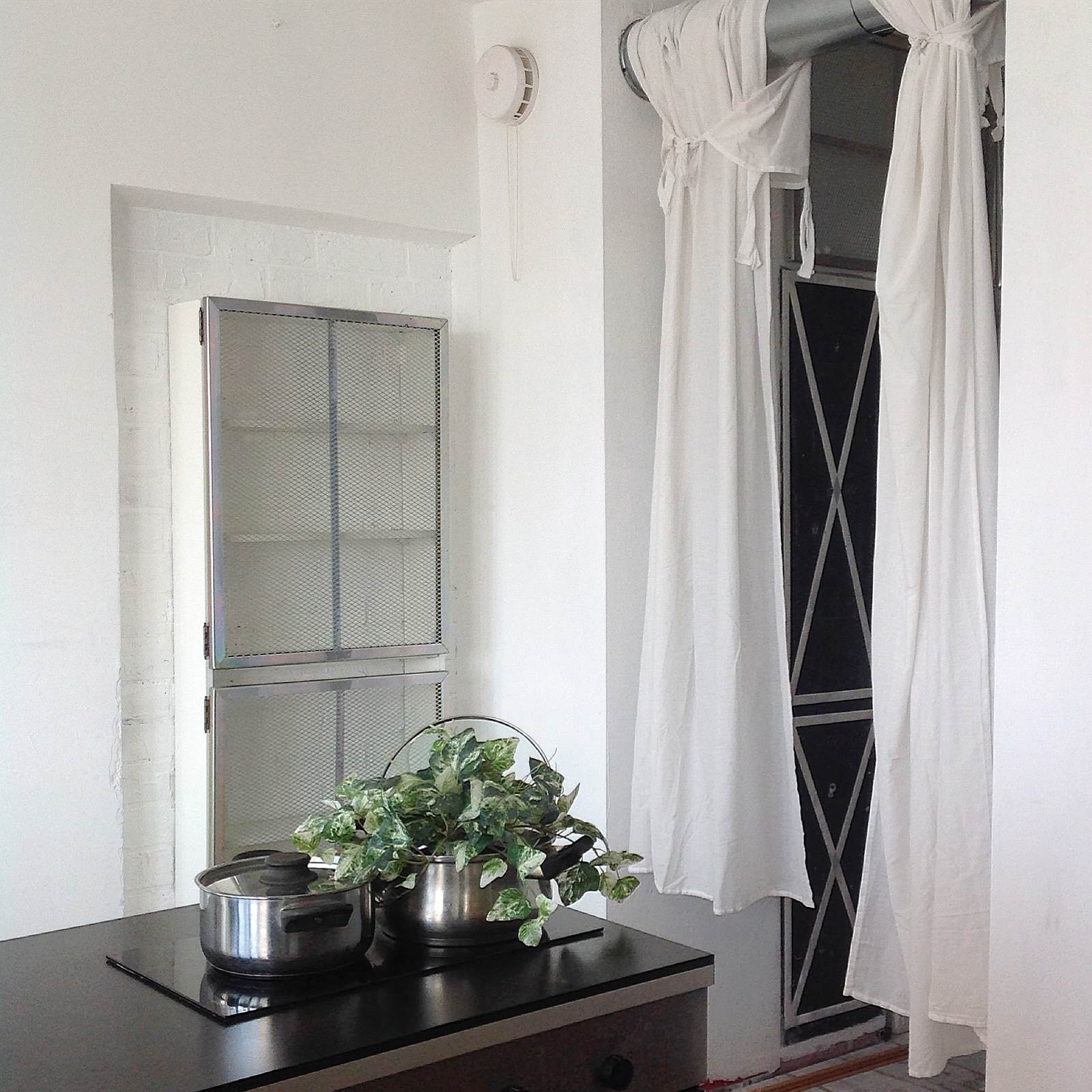 Обложка проекта: Белая квартира