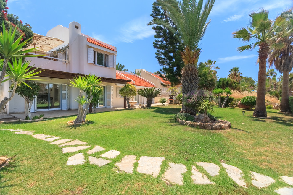 Вилла на берегу моря Кипр, Пафос