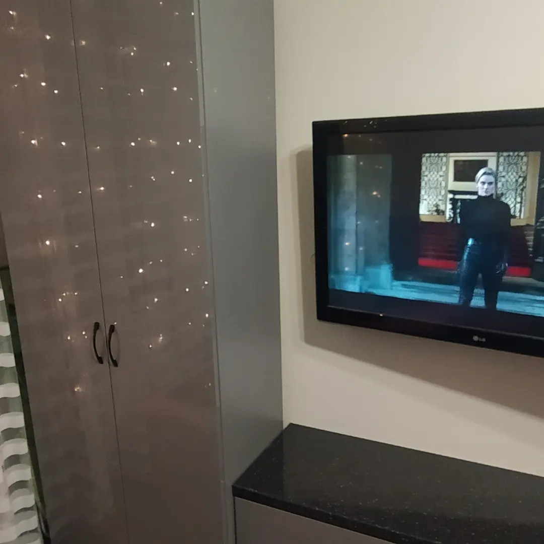 шкафы,тумбаР