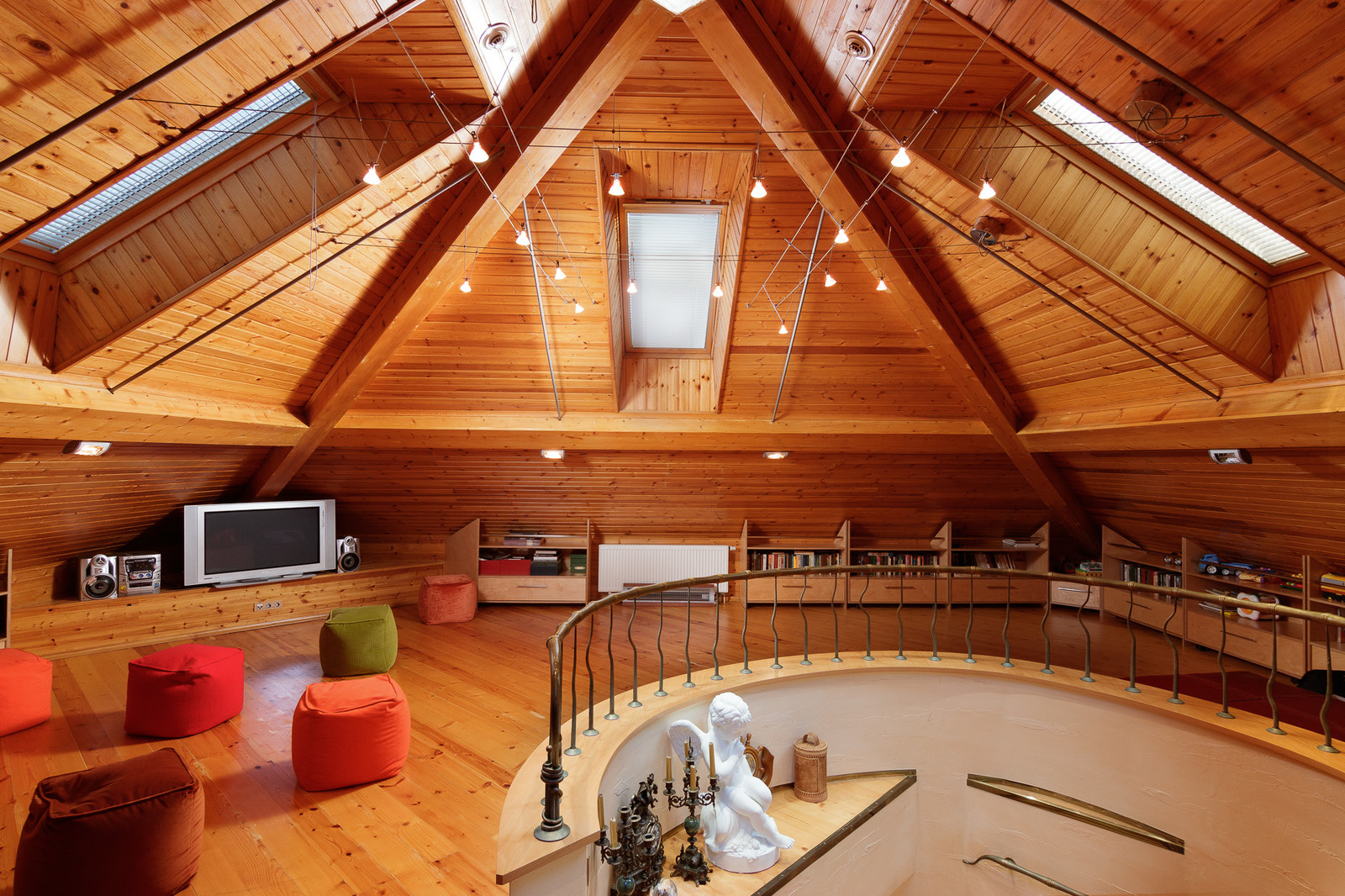 Фоновое изображение профиля Валерий Васильев